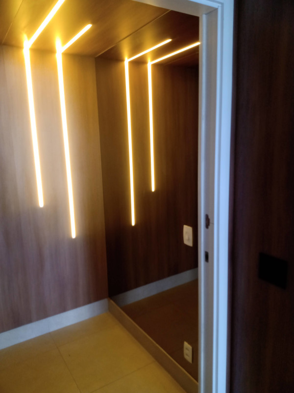 GLAZIER_V_IMG_600x800